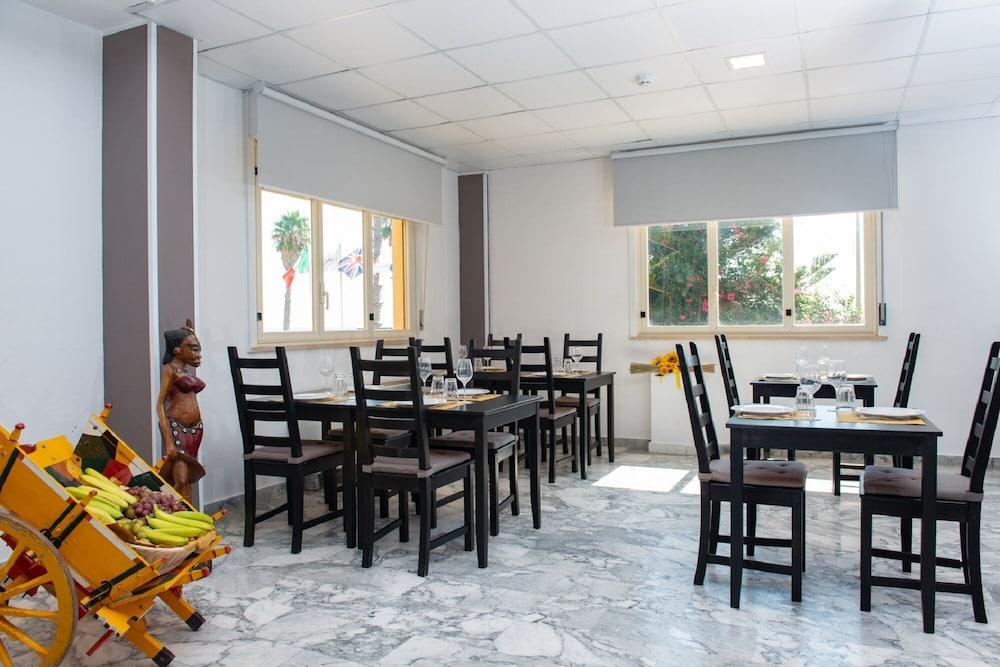 Hotel President Sea Palace Lido di Noto Exterior photo